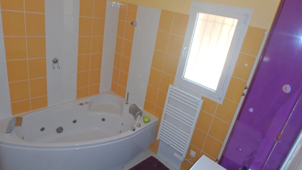 Villa Confina Villanova Extérieur photo